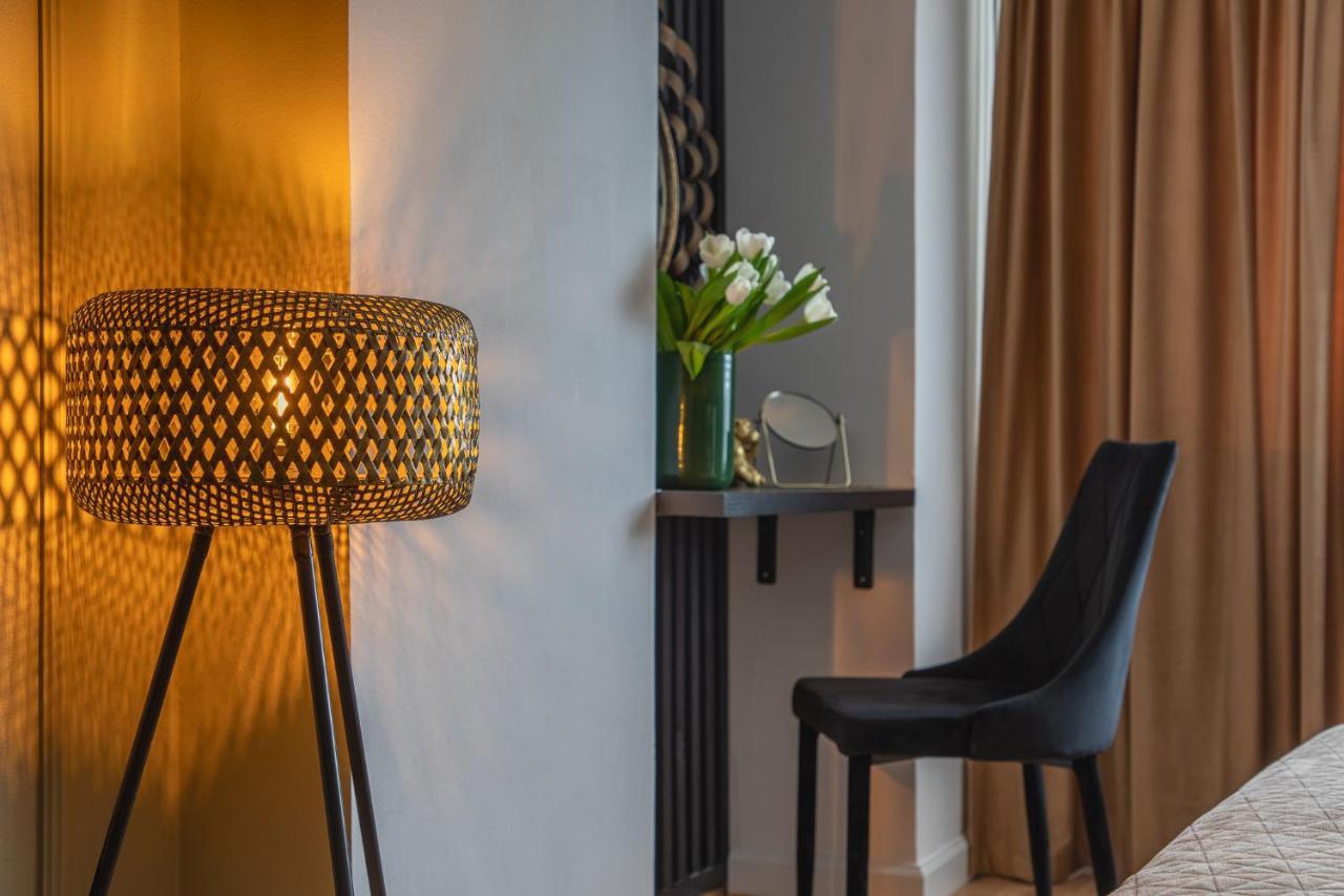 Designer Flat For 4, Heart Of Bucharest, Kitchen Villa Dış mekan fotoğraf